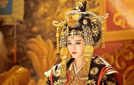 章献明肃皇后简介：在宋朝临朝称制，常与吕雉、武则天并称