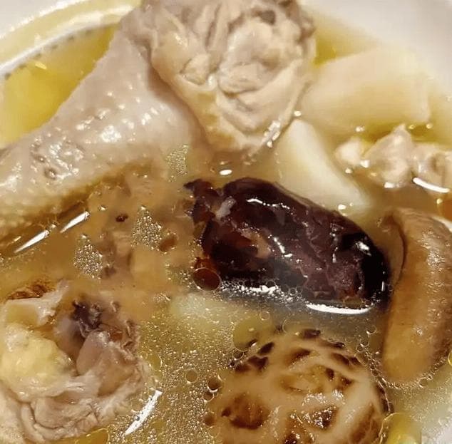 广东人喝了100年的老火靓汤，原来是这样炖的！