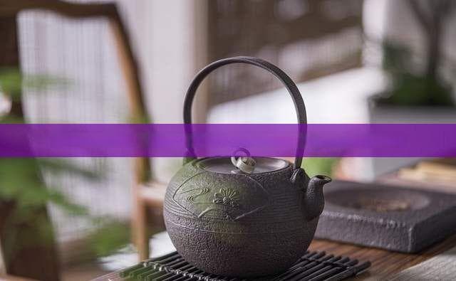 普洱茶冲泡指南：如何选择适合8克茶叶的盖碗大小及使用技巧