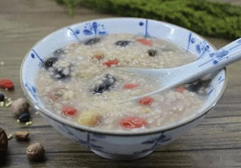 分享4道秋季养生早餐粥做法，秋季干燥要多喝