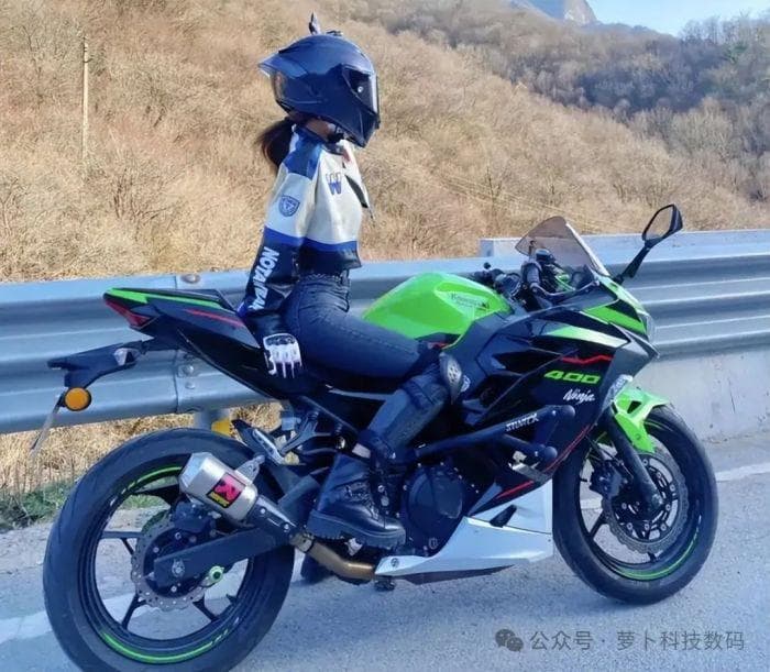 摩托车夏日骑行安全指南：从装备到路线全方位详解