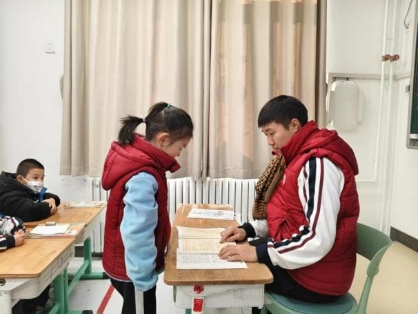 期末不唯纸笔——14小探索多元评价新路径