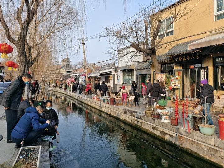 “泉城”与“神都”的文化遗产新视角