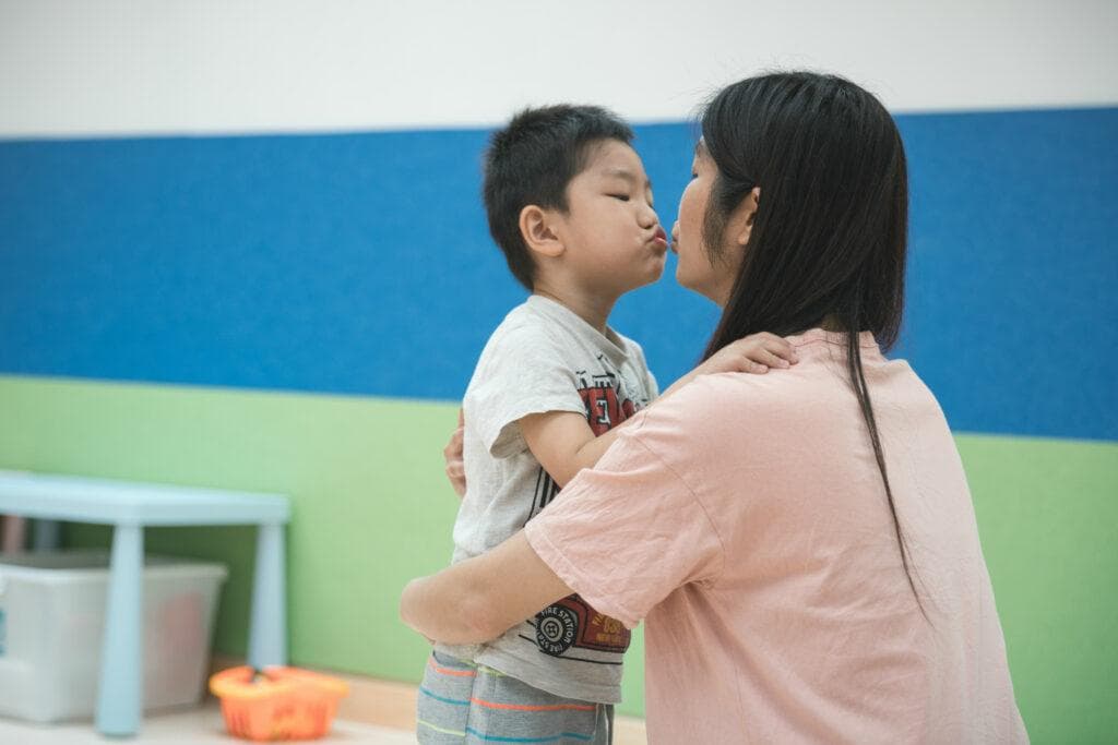 冲破自闭的墙，苦等三年的一声妈妈