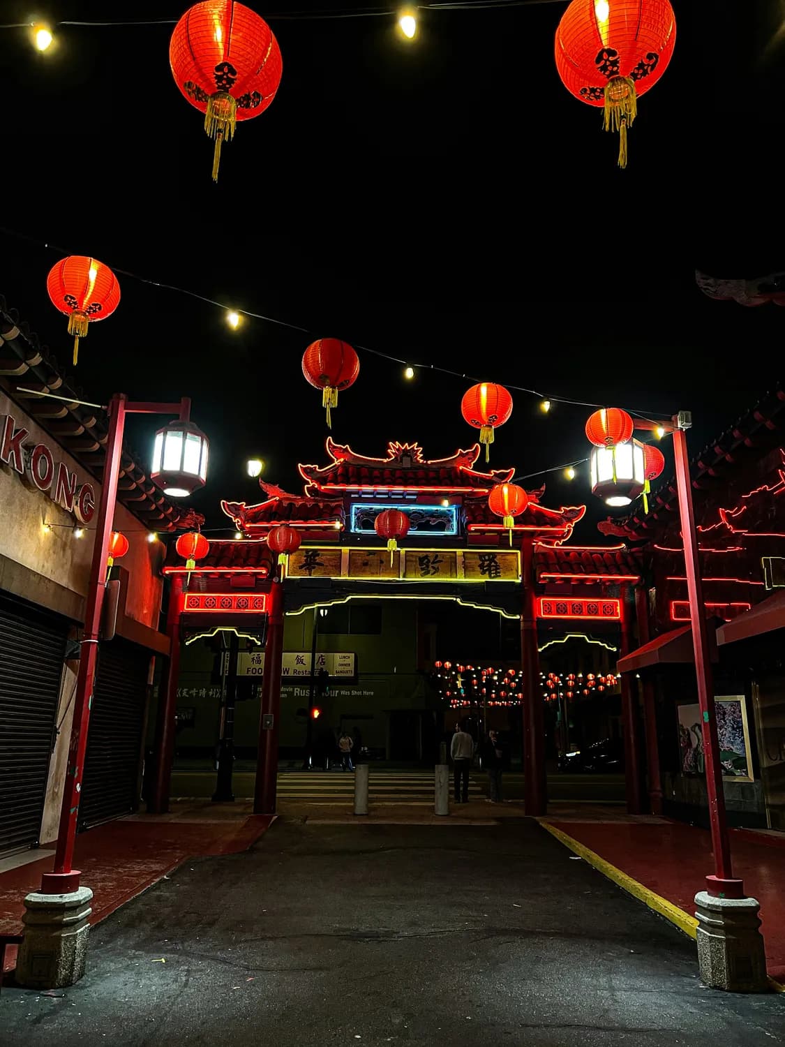 贾府年夜饭：揭秘红楼里的年俗之谜