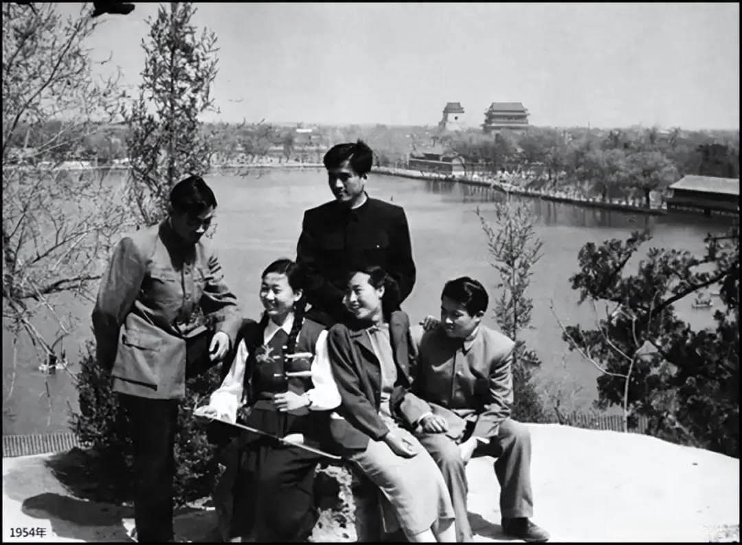 年轻人不敢相信：50-60年代的中国，居然是这样子（历史老照片）