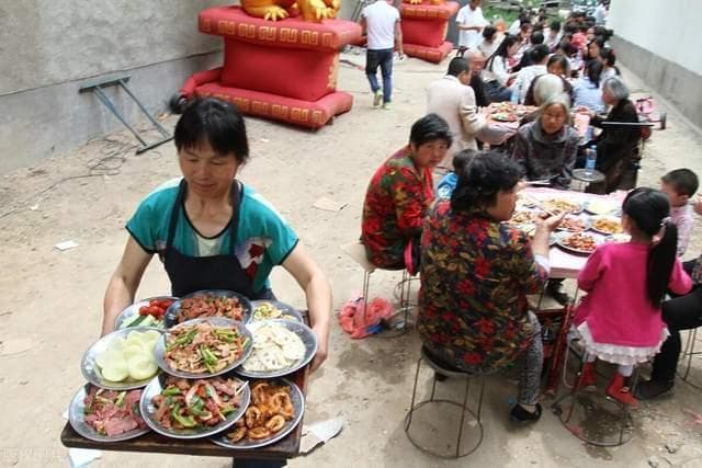农村的红白喜事"总管"：五类人的智慧与温情