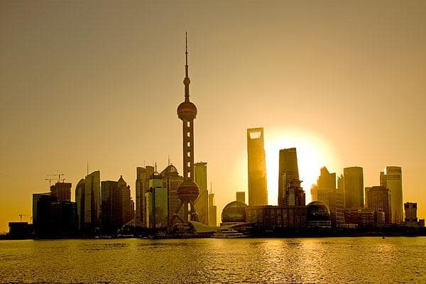 如何顺利在一个城市落户？落户过程中需要准备哪些材料？