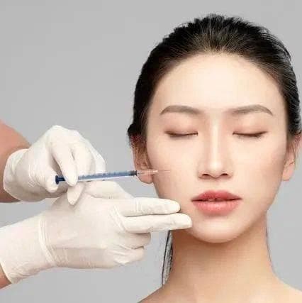 针对特定脸型，面部脂肪填充需谨慎：个性化美学的重要性