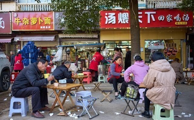 武汉12家必吃牛肉面馆，每一家都是过早江湖里的传奇