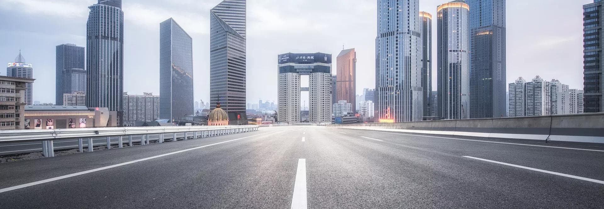 中国公路旅行指南：三大经典路线详解与实用攻略