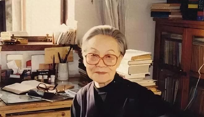 105岁杨绛养生秘诀：拒绝一味吃素、喝水，真正重要的是坚持4点