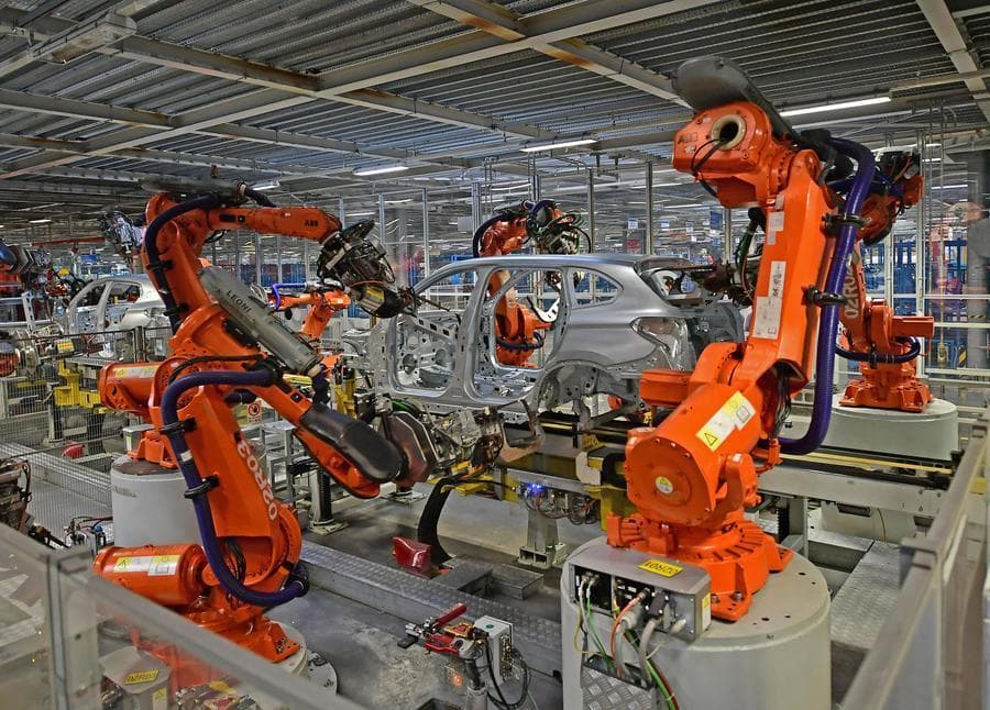从零部件到整车，中欧汽车产业链深化交融合作
