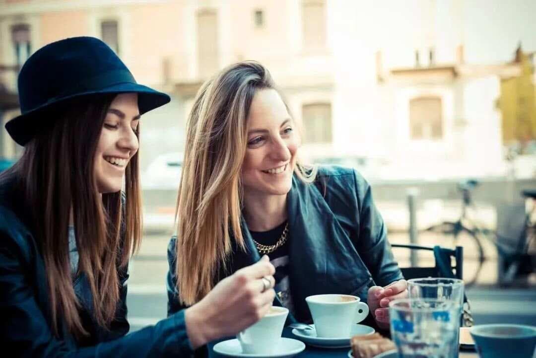 成年人最大的清醒，不在帮助别人中“消耗”自己