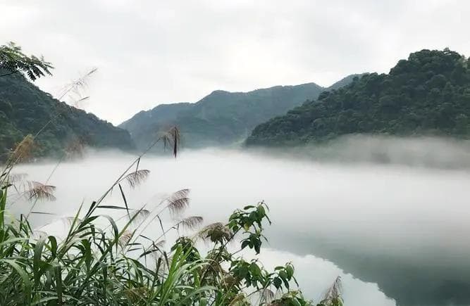 《帛书老子》“天下，神器也”