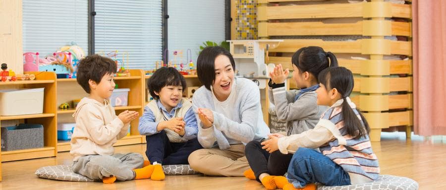 作为家长如何培养孩子的稳定情绪？