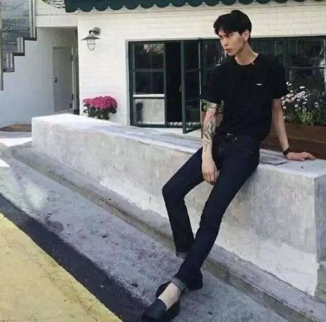 护发精油使用指南：什么时候用效果最好？