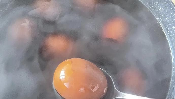 广西特色小吃：鸡蛋茶的制作方法