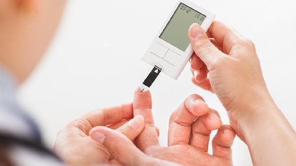糖尿病患者能否食用蜂蜜？专家解读蜂蜜对血糖的影响