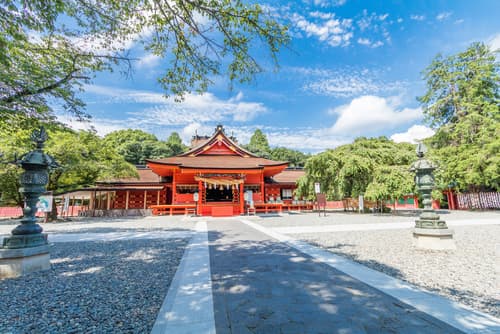 富士山：日本文化的象征与艺术的源泉