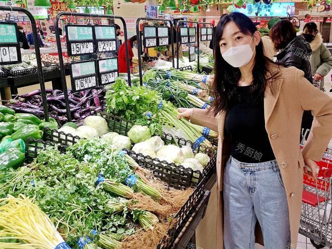 春节买蔬菜时，建议这6种菜尽量少买，可能有“甲醛”，了解下！