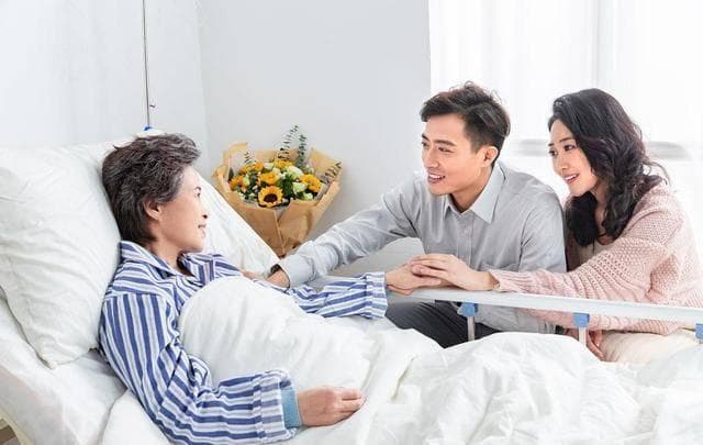 探望长辈病人，买哪三样东西好？