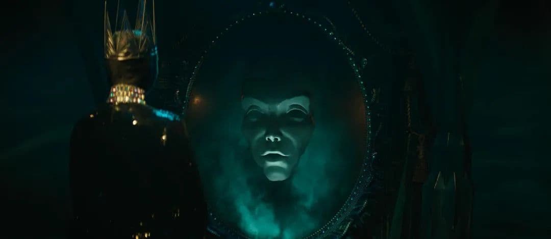 魔镜瞎了？新版《白雪公主》癫成了一场灾难！
