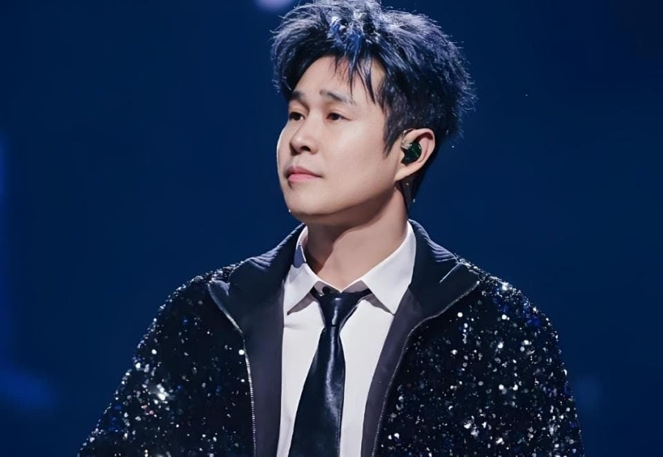 小沈阳演唱会感谢恩师赵本山，几度哽咽落泪：没有他就没我的今天