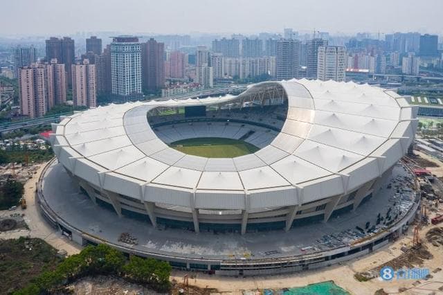 坐不下八万为何叫“八万人体育场”？沪媒：加临时座位可接近八万