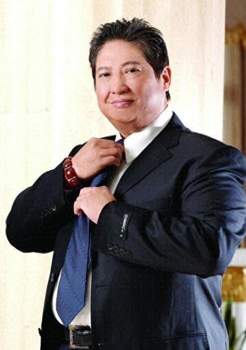 洪金宝：一生仅收两个徒弟，一个是一线巨星，另一个在家躺着数钱