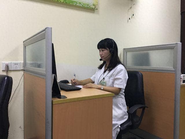 世界预防自杀日：心理援助热线，生命的守护者
