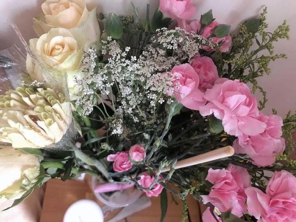 宋词里最唯美的梨花词，当属才子周邦彦的一首《水龙吟》，词意美艳了千年时光