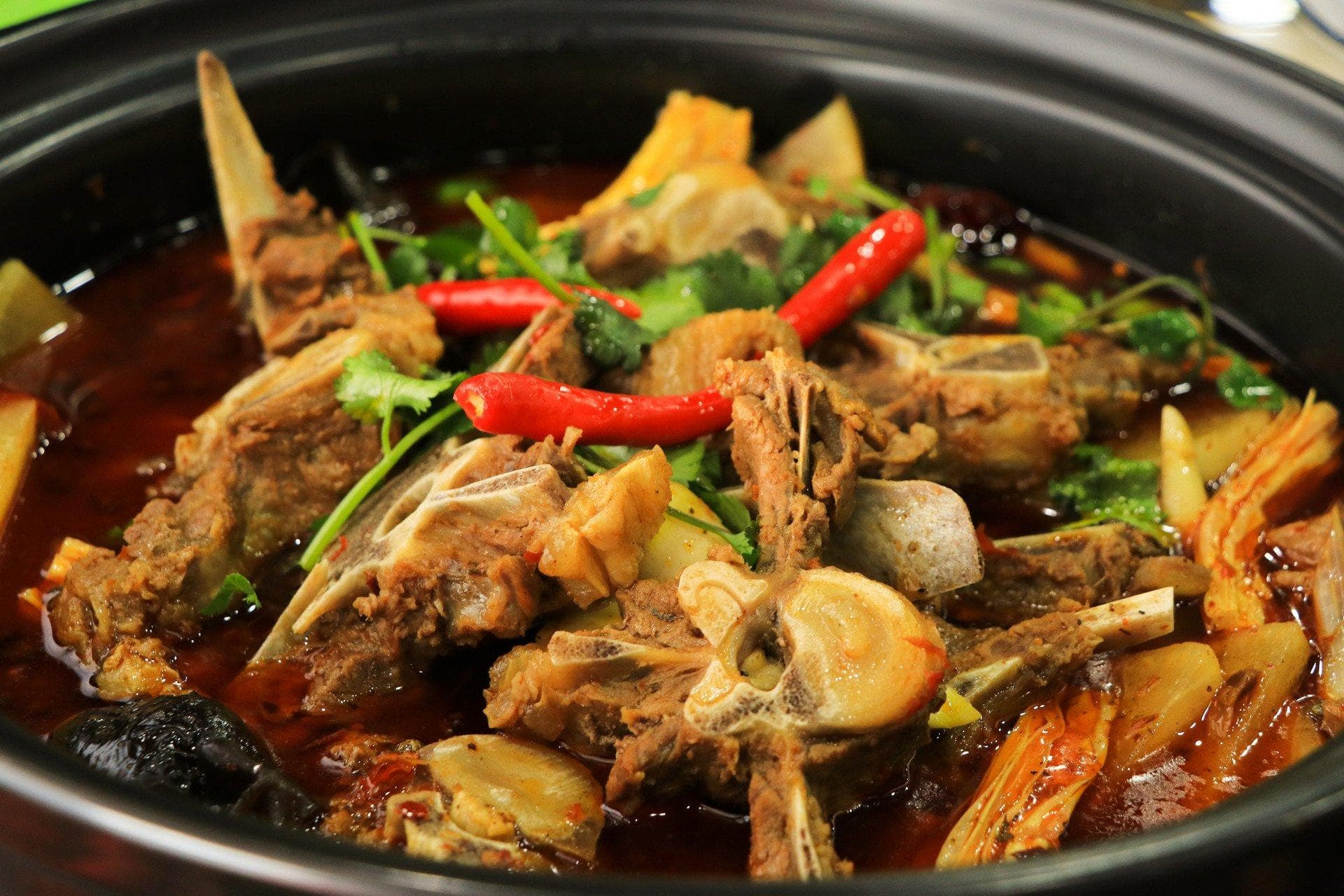 羊蝎子是羊的什么部位？揭秘这道特色美食的前世今生