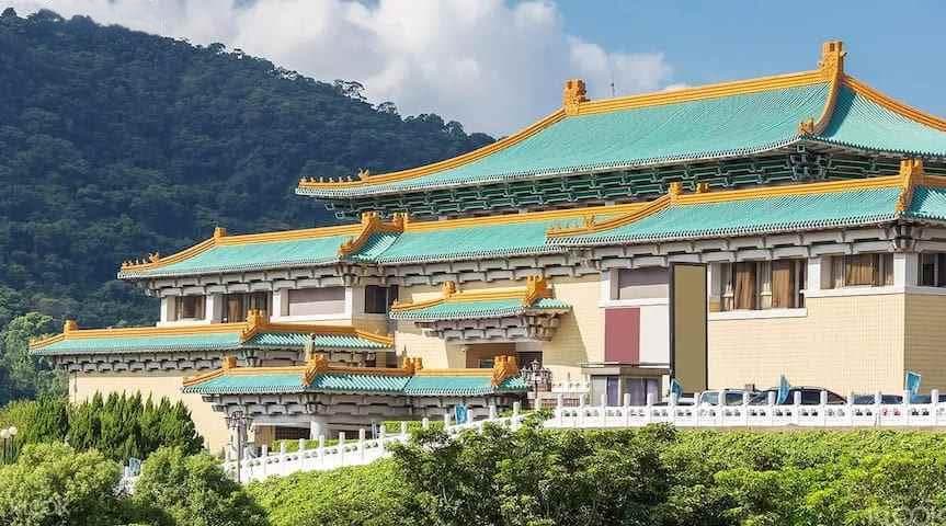 台湾省有哪些著名的地标性建筑或者著名建筑