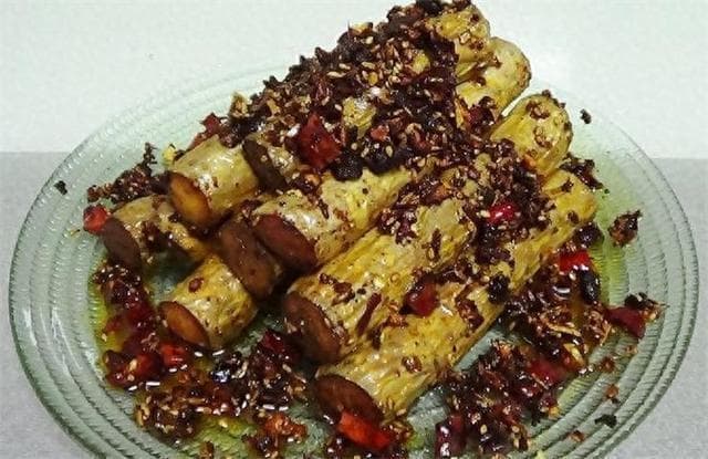 爱吃山药的记得收藏，一道风味铁杆山药，不去皮直接做，好吃的很