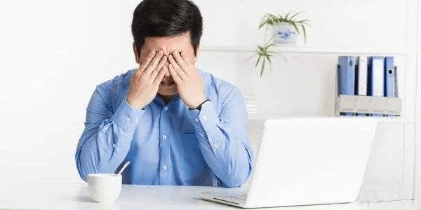 想做近视手术，但工作要长期看电脑怎么办？