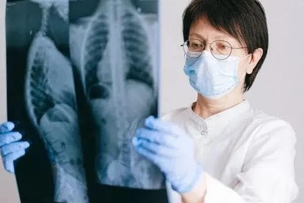 肺部大作战：支气管炎VS支气管肺炎