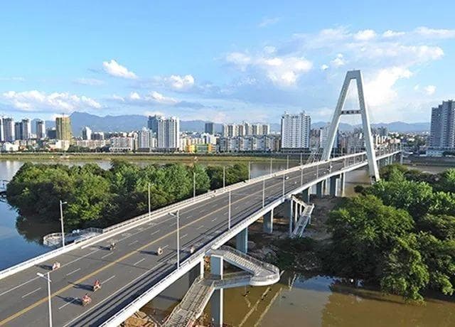 搭上人形机器人“风口”，这座三线城市的房价率先突围