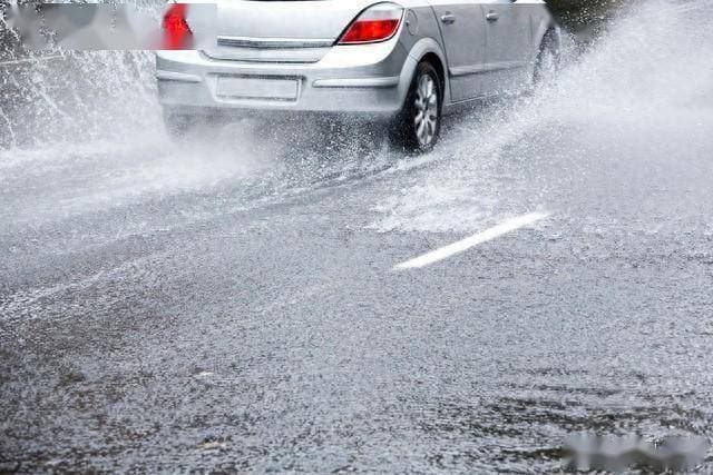 雨季行车安全：这些汽车知识要牢记