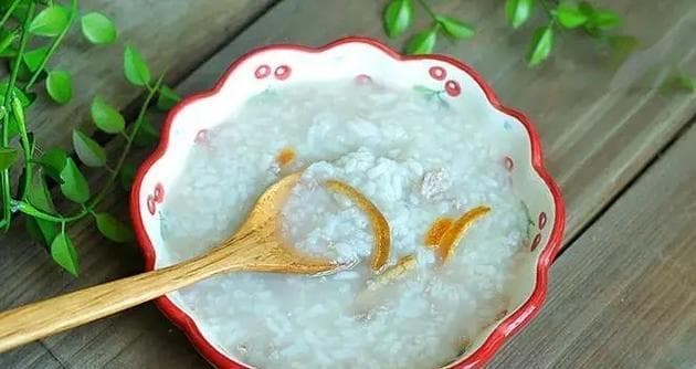 川贝的属性是凉性还是热性？（探究川贝的特点及对人体的影响）