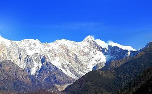 南迦巴瓦峰日照金山最佳观赏点位推荐