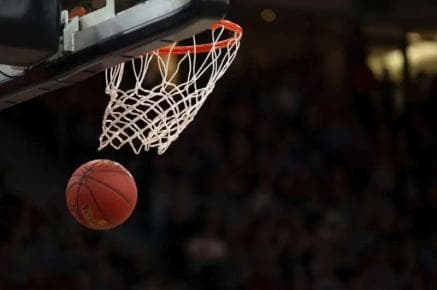 对这个反直觉现象，诺奖得主说错了，NBA球星却说对了