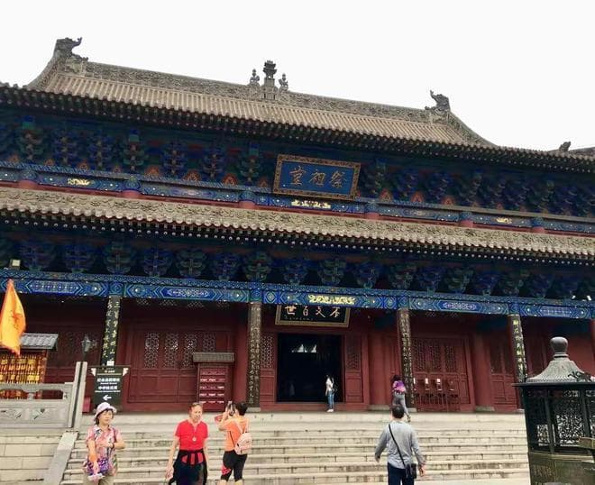 全国最大的百家姓宗祠，犹如皇宫一样霸气，这里有你的姓氏吗？