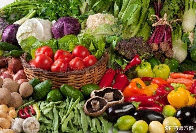 提醒：肝不好的人注意，这3类食物再好吃也不要碰