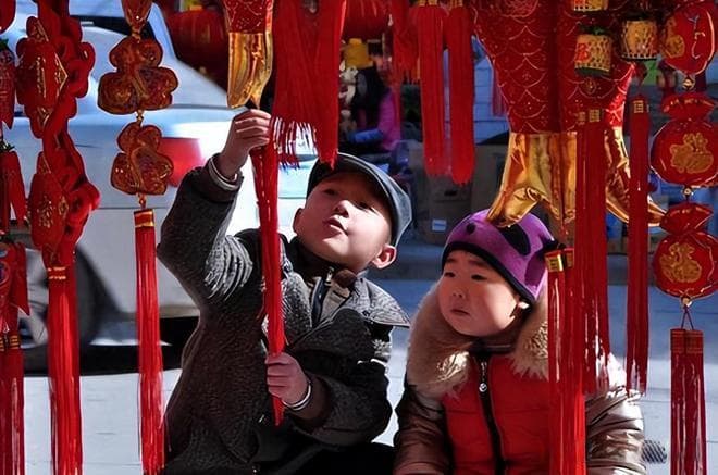 父母应该怎样引导孩子传承武侠精神？《射雕英雄传》里教育的力量