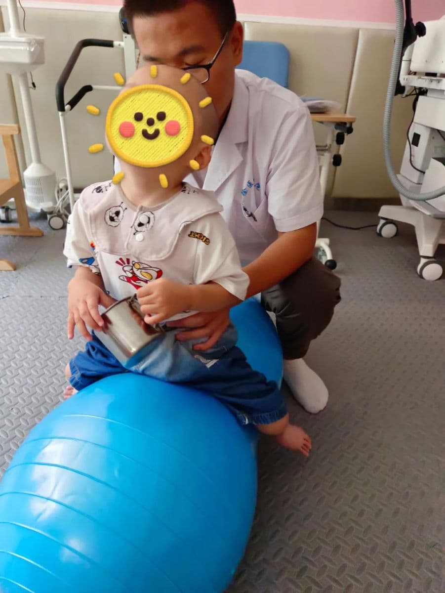 别大意！孩子出现这些症状，立刻就医！