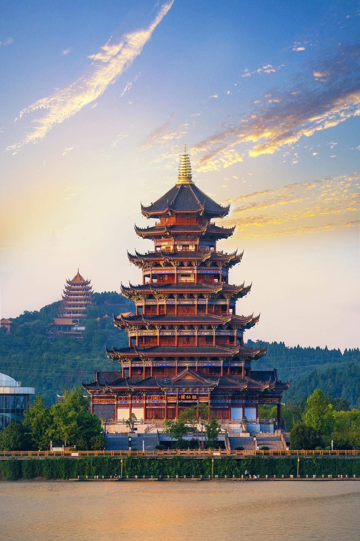 武汉旅游必去十大景点！本地人私藏攻略，解锁江城最经典玩法