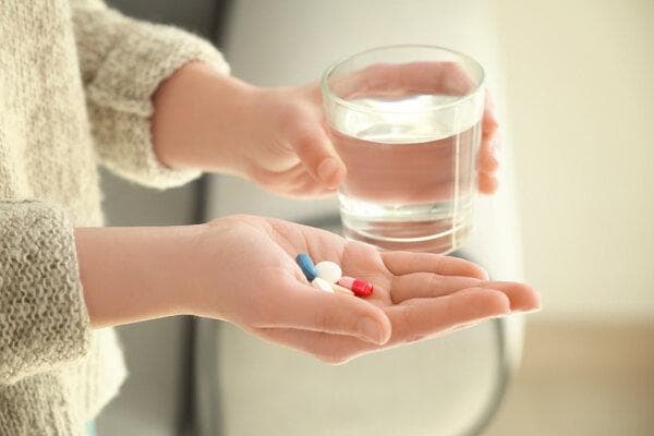空腹吃阿司匹林伤胃吗？正确服用方法在这里