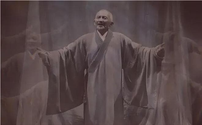 弘一法师：不要过度同情任何人，同情谁，你的潜意识就背负谁的命