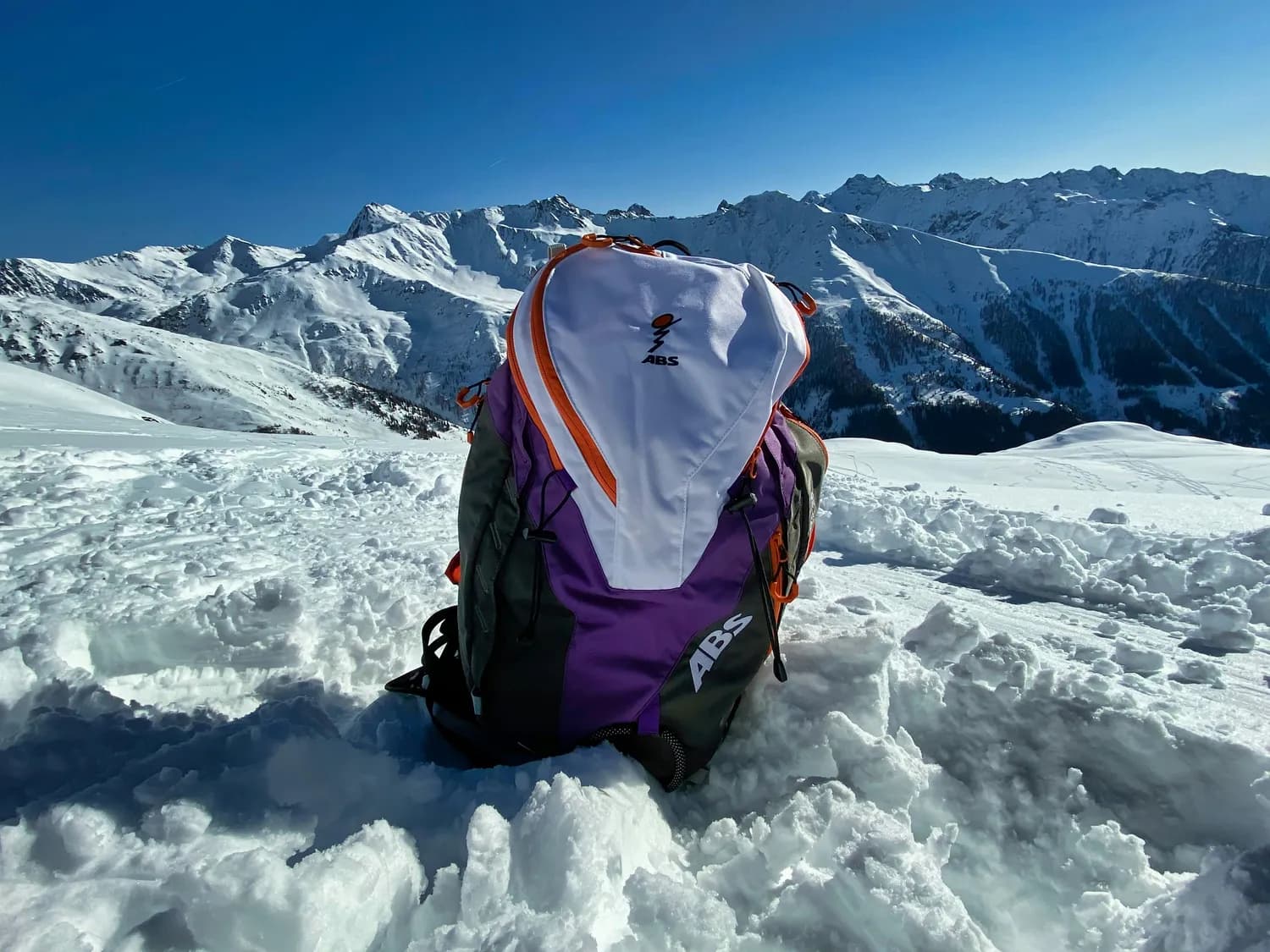 玉龙雪山冬季探险装备全攻略：保暖、安全、舒适一个都不能少
